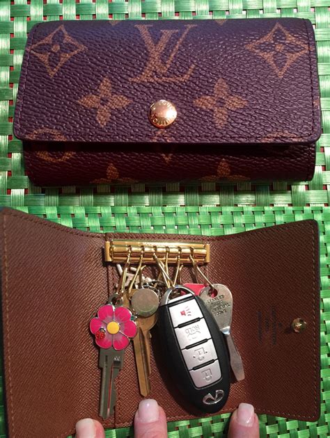 lv 6 key holder review|louis vuitton six key holder.